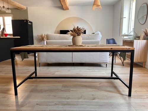 Table salle manger bois - à,